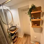 L'ecrin De Pierre T1 Bis Balcon
